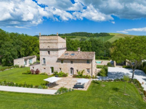 Torre Anna - A Luxury Experience with Pool and Jacuzzi